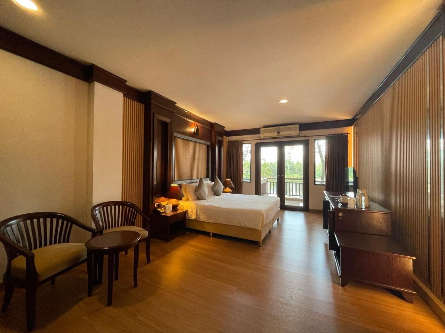 Gassan Legacy Golf Club Hotel Lamphun Luaran gambar