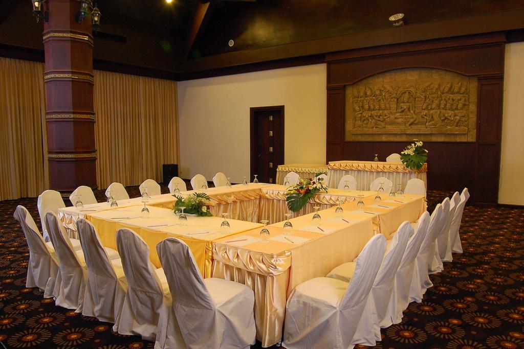 Gassan Legacy Golf Club Hotel Lamphun Luaran gambar