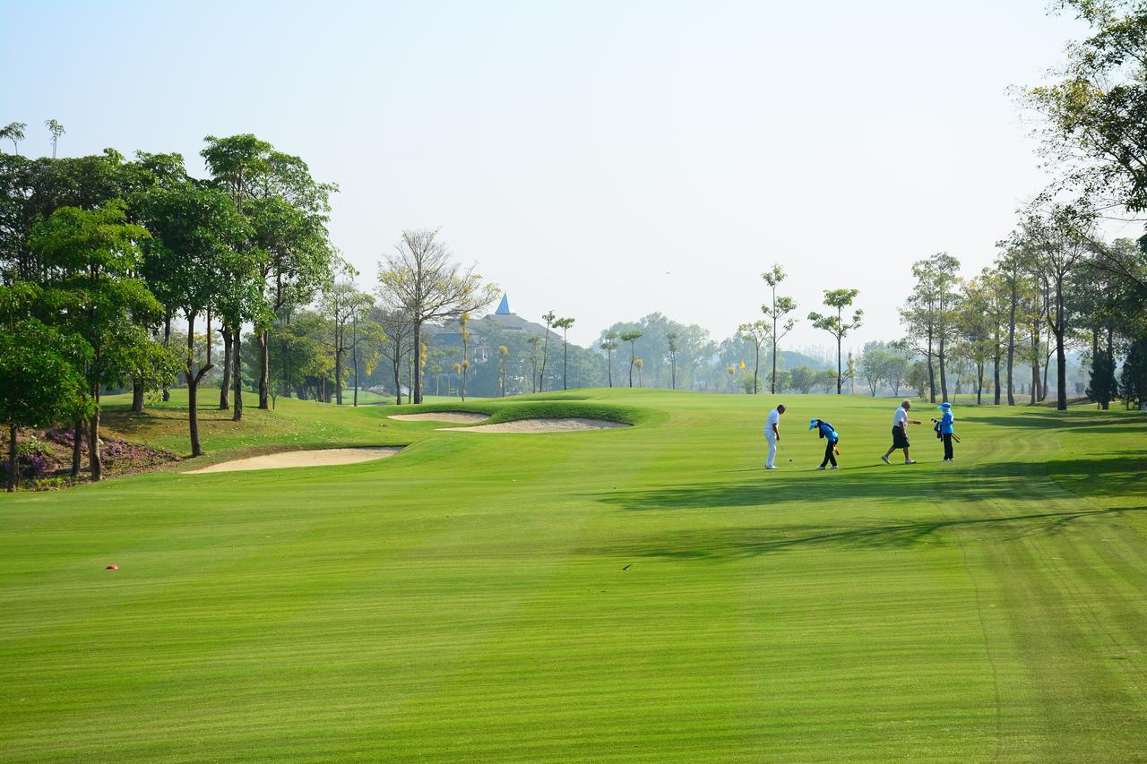 Gassan Legacy Golf Club Hotel Lamphun Luaran gambar