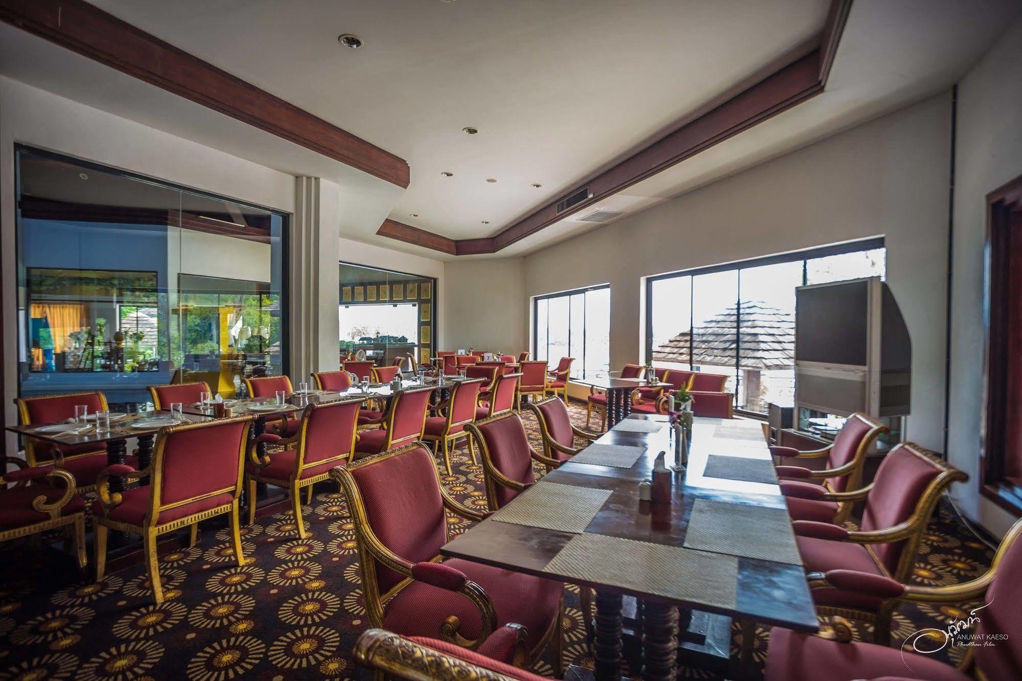 Gassan Legacy Golf Club Hotel Lamphun Luaran gambar