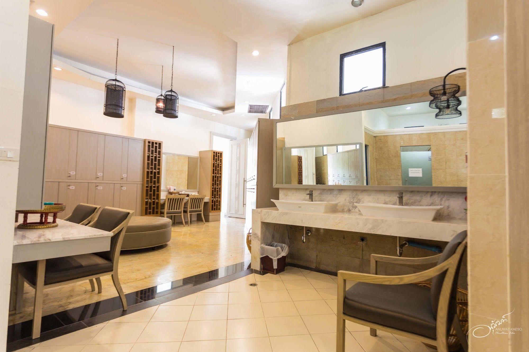 Gassan Legacy Golf Club Hotel Lamphun Luaran gambar