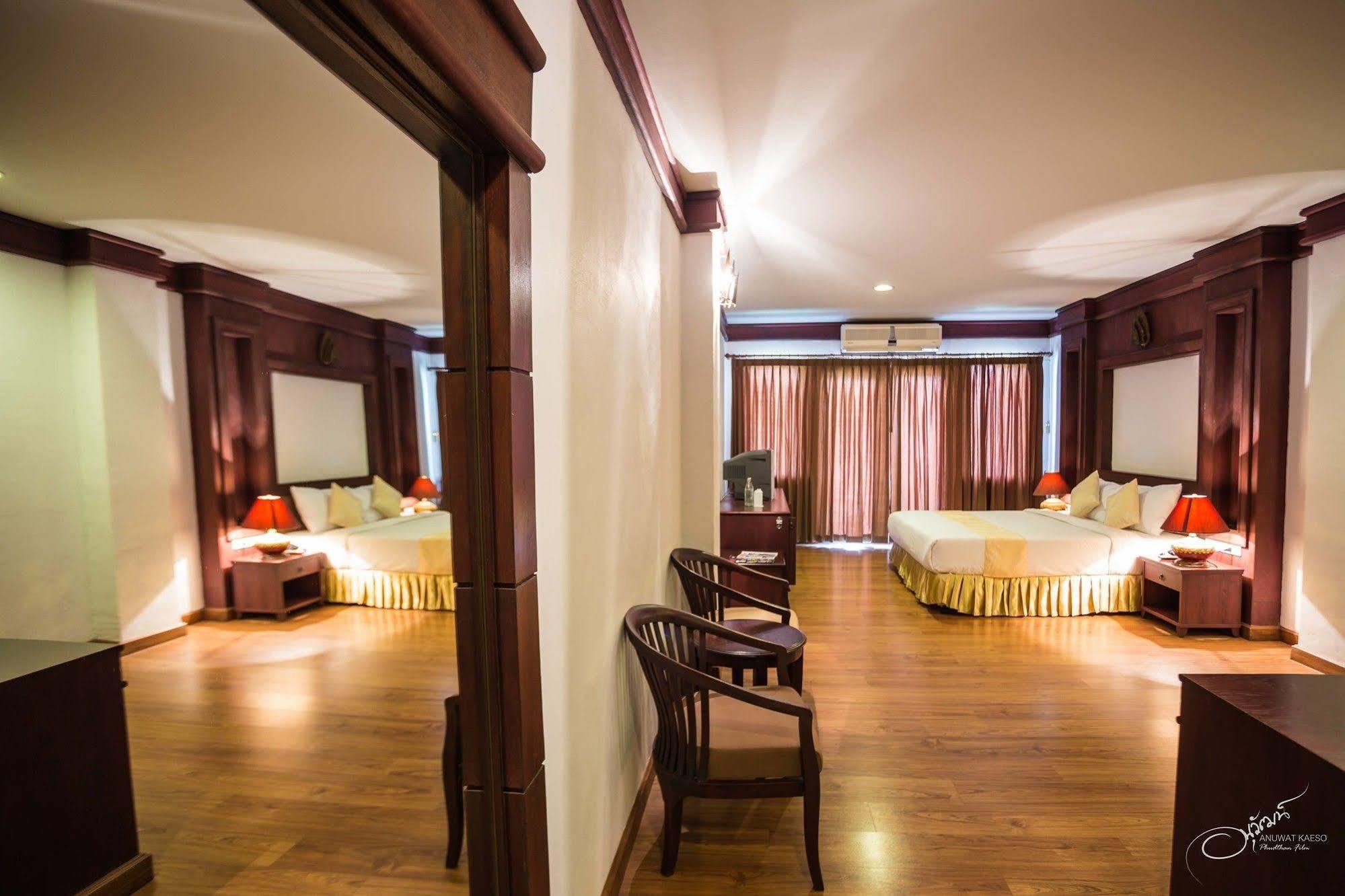 Gassan Legacy Golf Club Hotel Lamphun Luaran gambar